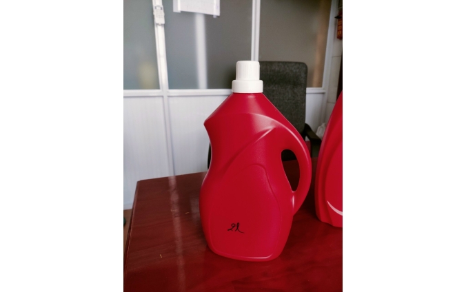 Can 2 lít đựng nước giặt xả,  rửa chén 