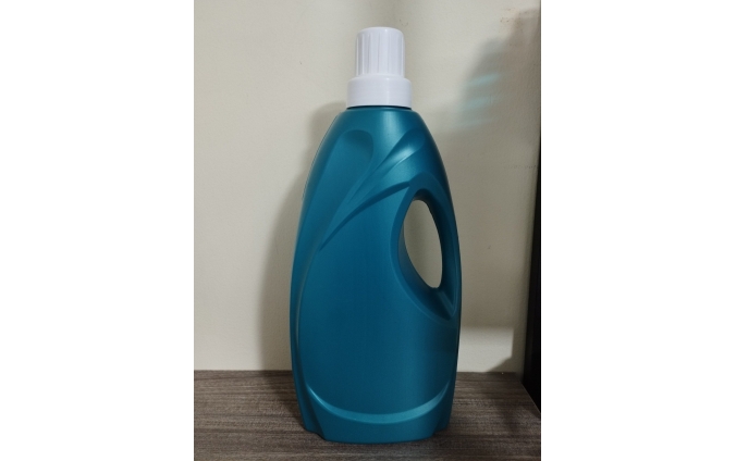 Can 2 lít đựng nước giặt xả,  rửa chén 