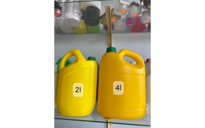 Can 2 lít đựng nước giặt xả,  rửa chén 
