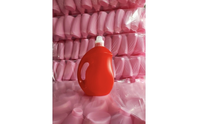 Can nhựa 4 lít đựng nước giặt xả, lau sàn, rửa chén giá rẻ