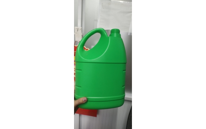 Can nhựa 4 lít đựng nước giặt xả, lau sàn, rửa chén giá rẻ