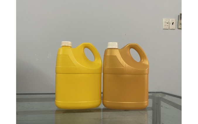 Can nhựa 4 lít đựng nước giặt xả, lau sàn, rửa chén giá rẻ