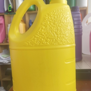 Can nhựa 4 lít vàng bông giá xưởng