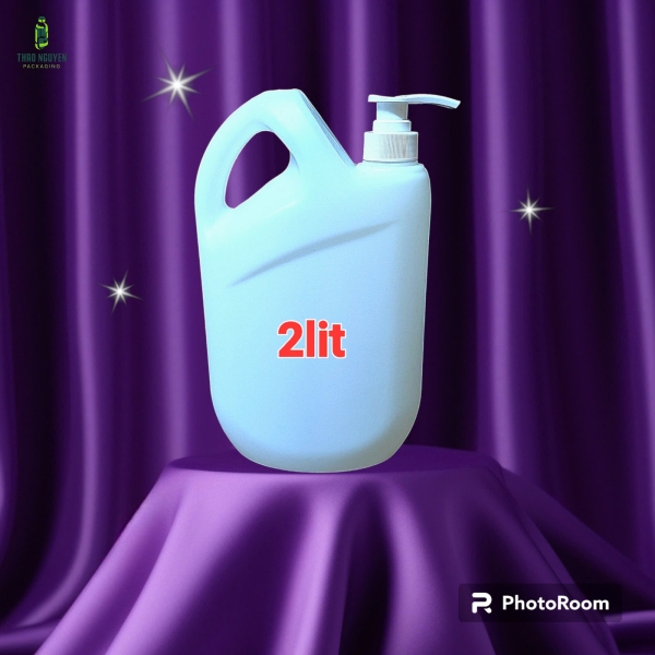 Can 2 lít có vòi nhấn