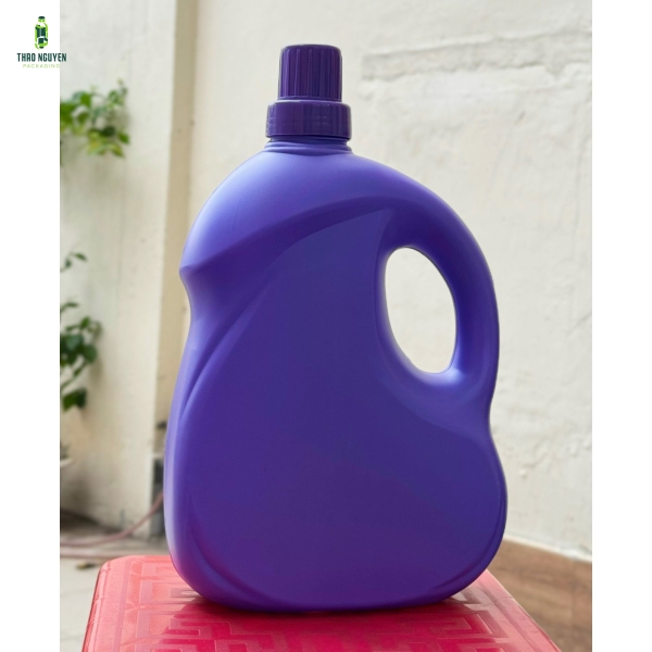 Can 4 lít giọt nước