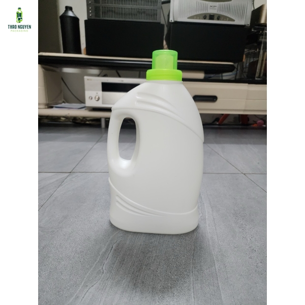 Can nhựa 3 lít đựng nước giặt xả